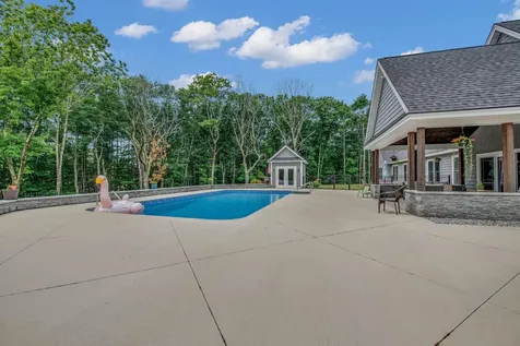 309 Portland Road Gray ME 04039