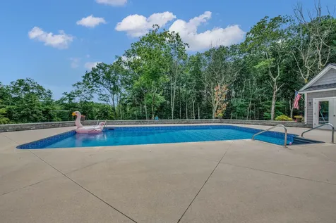 309 Portland Road Gray ME 04039