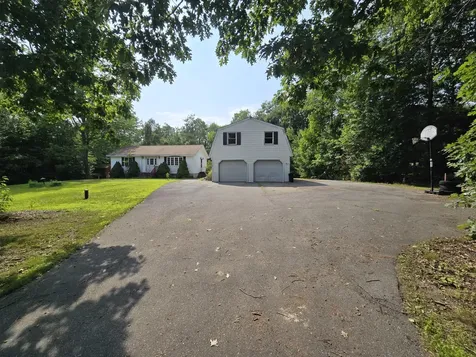 1278 Hudson Road Glenburn ME 04401
