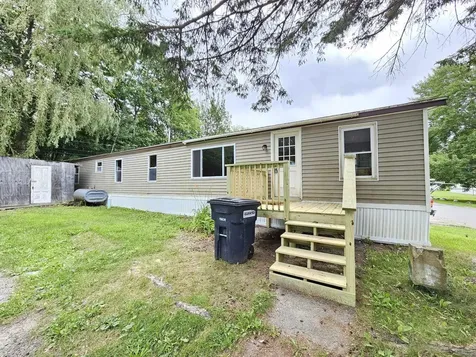 14 Sunset Trailer Park Milford ME 04461