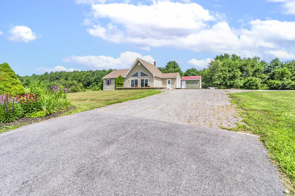90 Country Lane Westbrook ME 04092