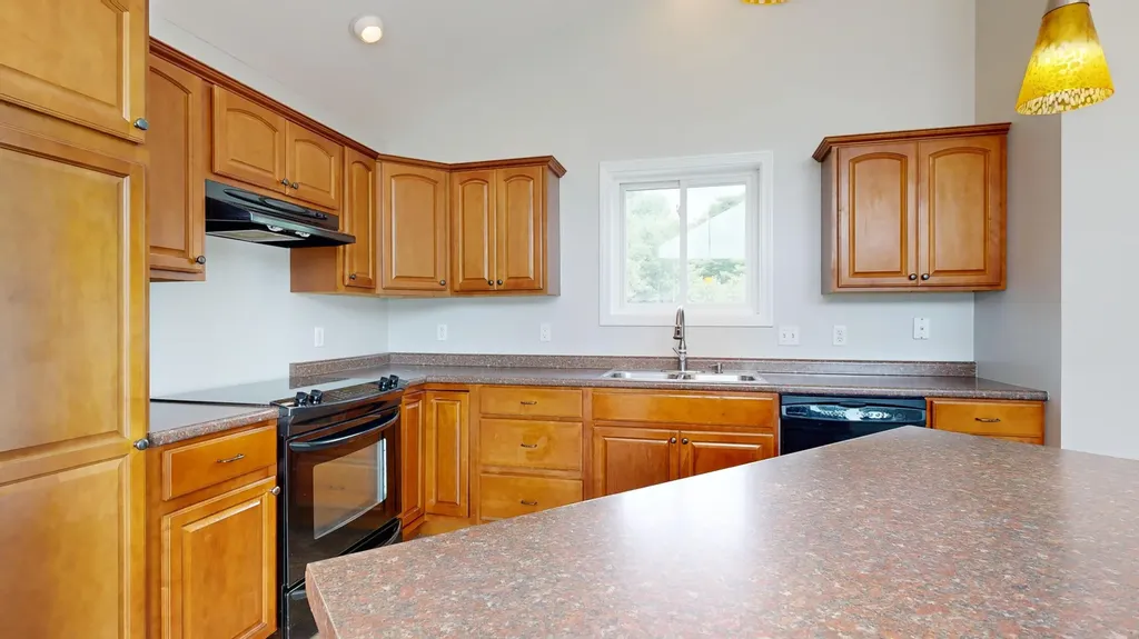 90 Country Lane Westbrook ME 04092