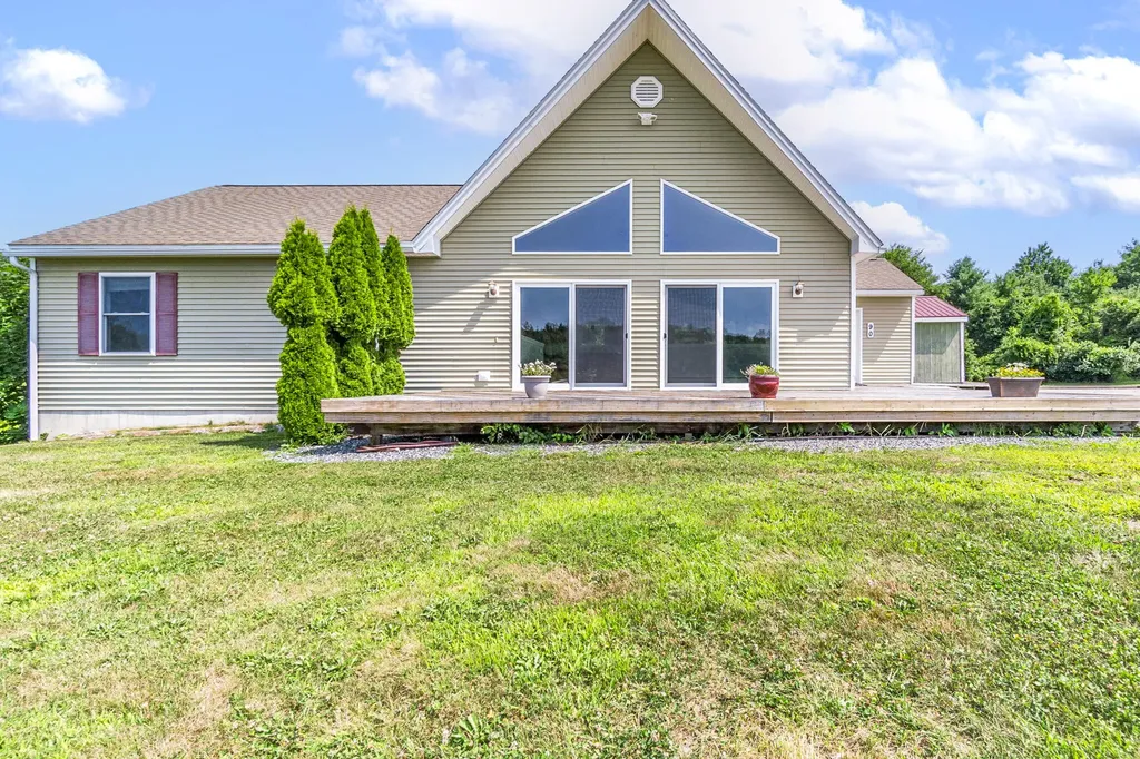 90 Country Lane Westbrook ME 04092