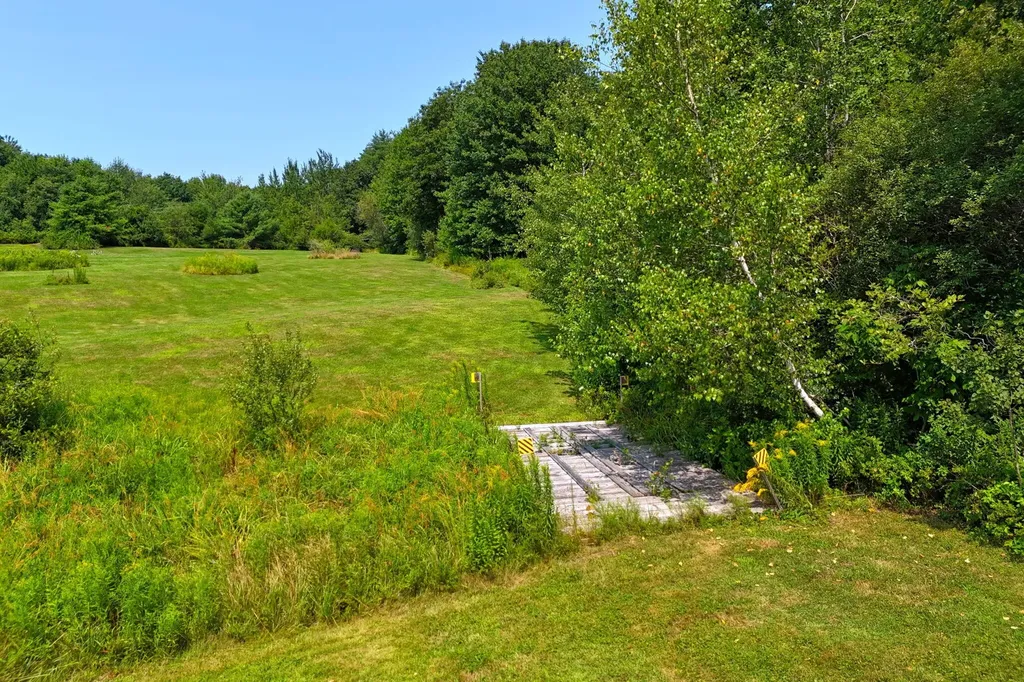 90 Country Lane Westbrook ME 04092