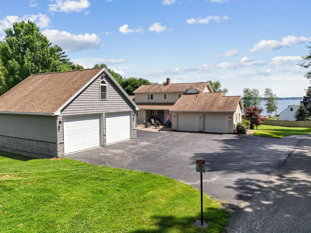 24 Loch Lane Winthrop ME 04364