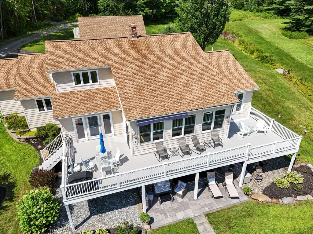 24 Loch Lane Winthrop ME 04364
