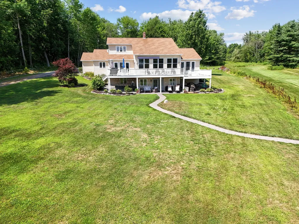 24 Loch Lane Winthrop ME 04364