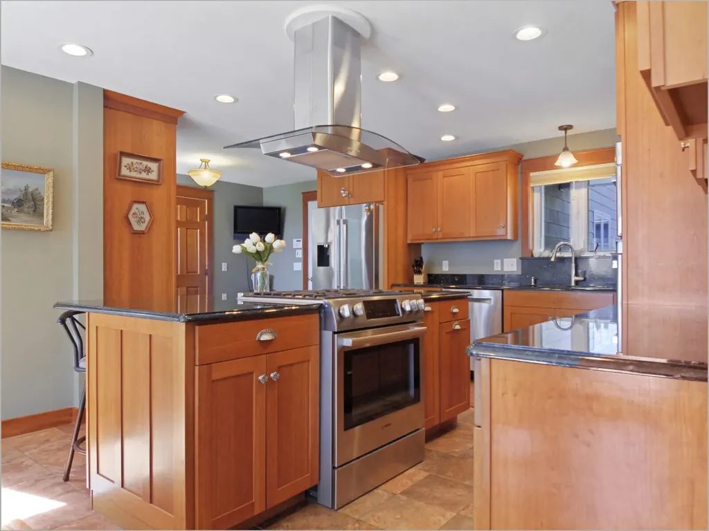 24 Loch Lane Winthrop ME 04364