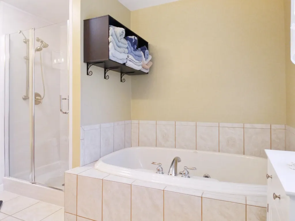 24 Loch Lane Winthrop ME 04364