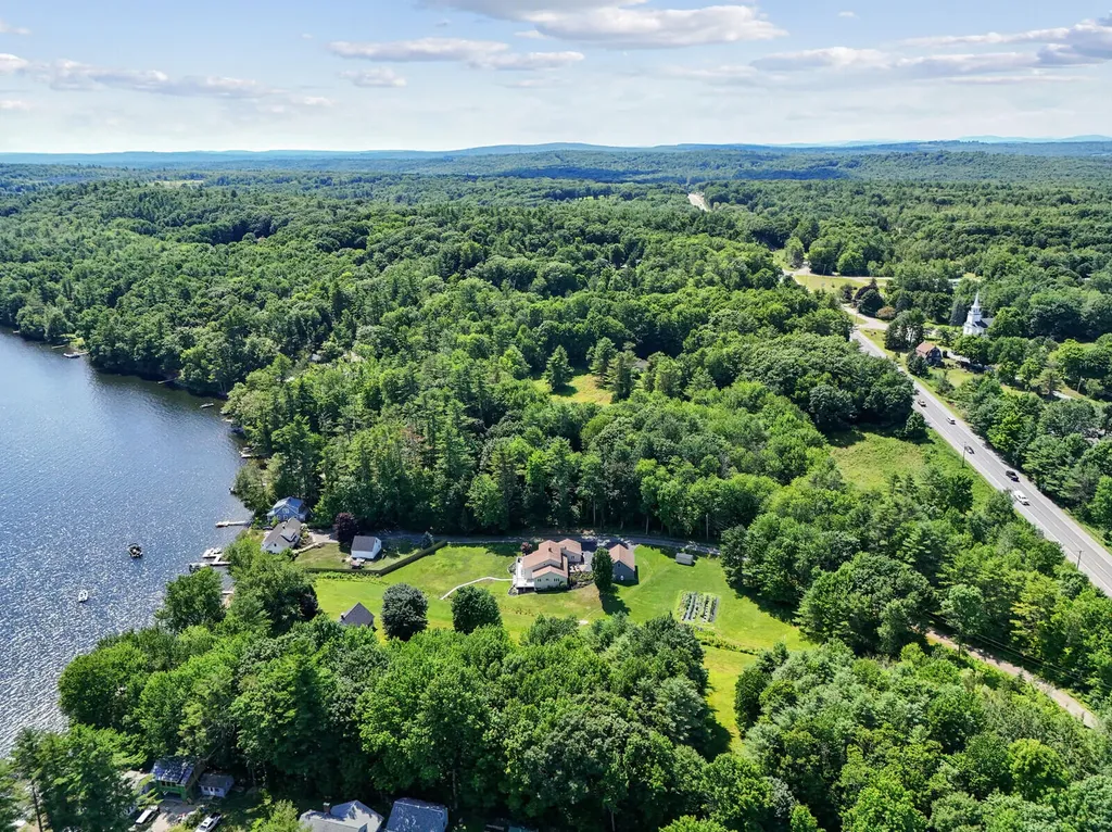 24 Loch Lane Winthrop ME 04364