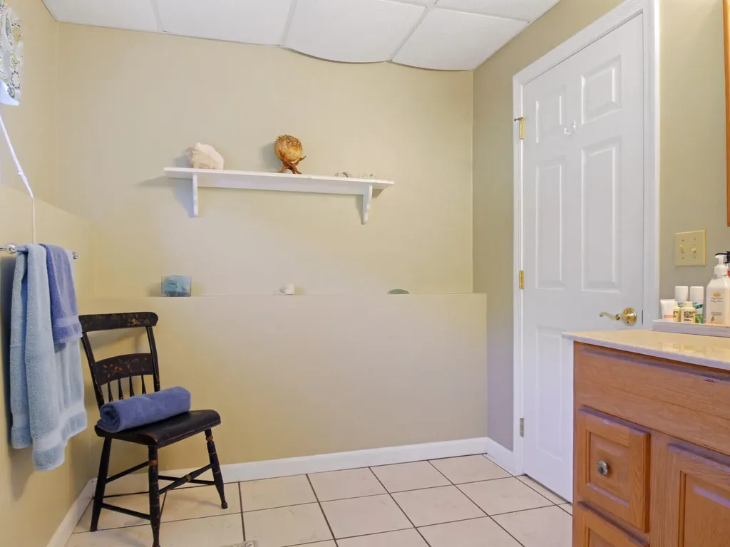 24 Loch Lane Winthrop ME 04364