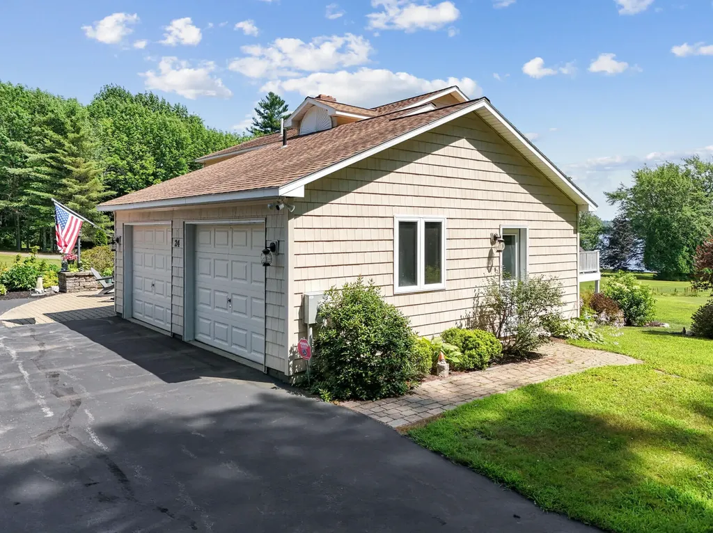 24 Loch Lane Winthrop ME 04364