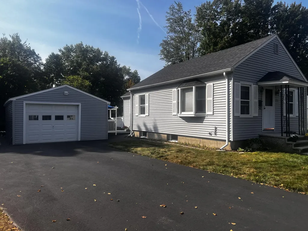 152 E Commonwealth Drive Portland ME 04103