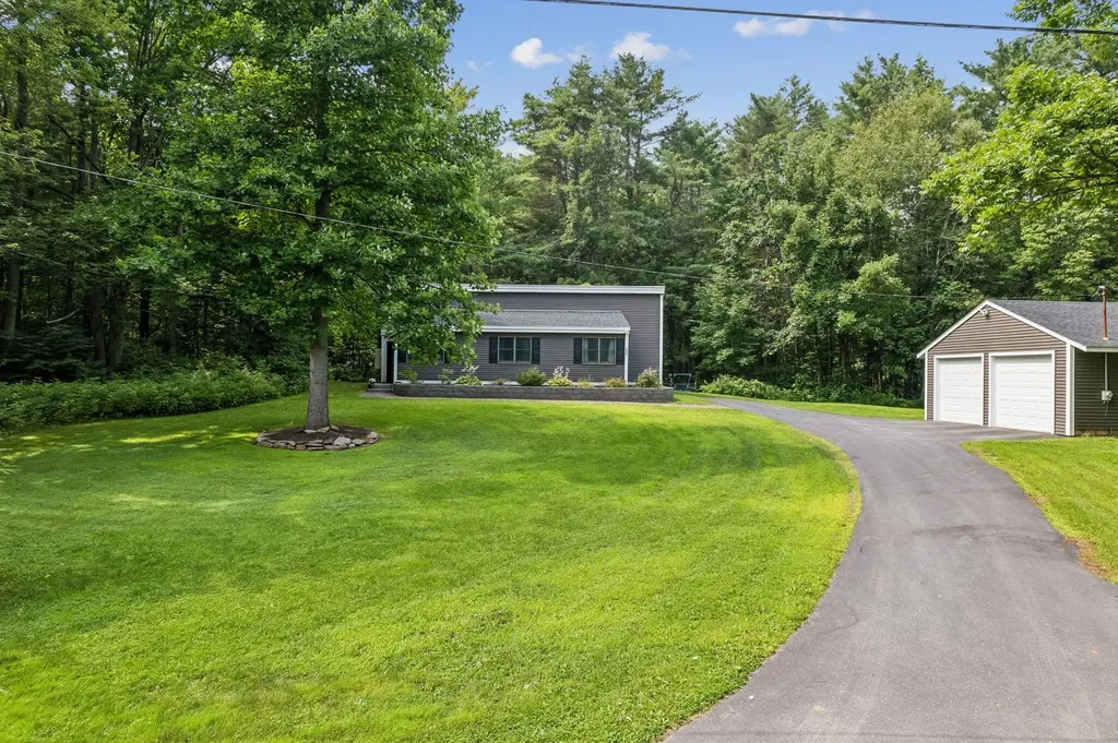 588 Eight Rod Road Augusta ME 04330