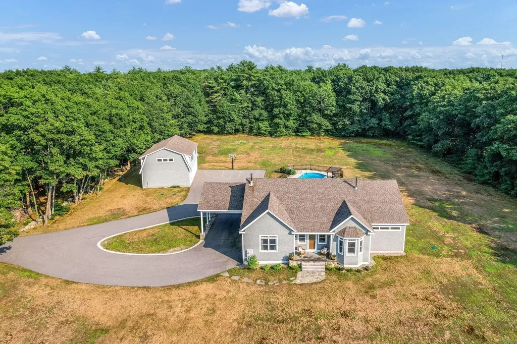 22 Dandelion Way Biddeford ME 04005