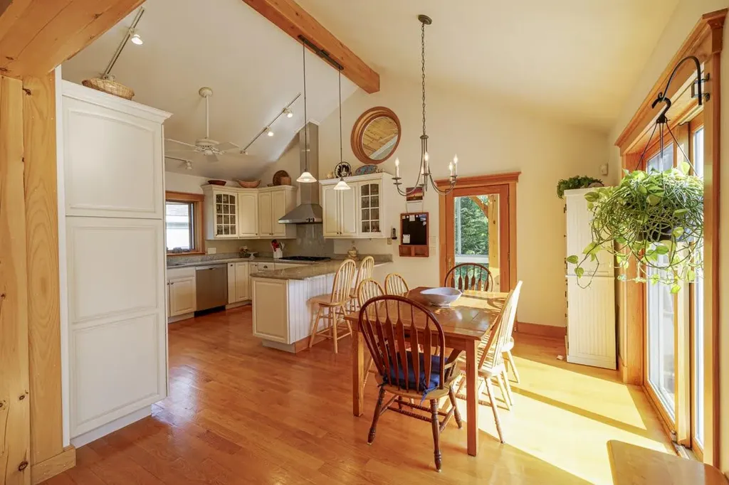 180 Ferry Road Brooksville ME 04617