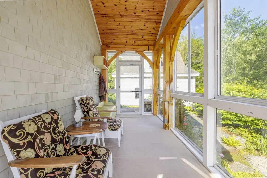 180 Ferry Road Brooksville ME 04617