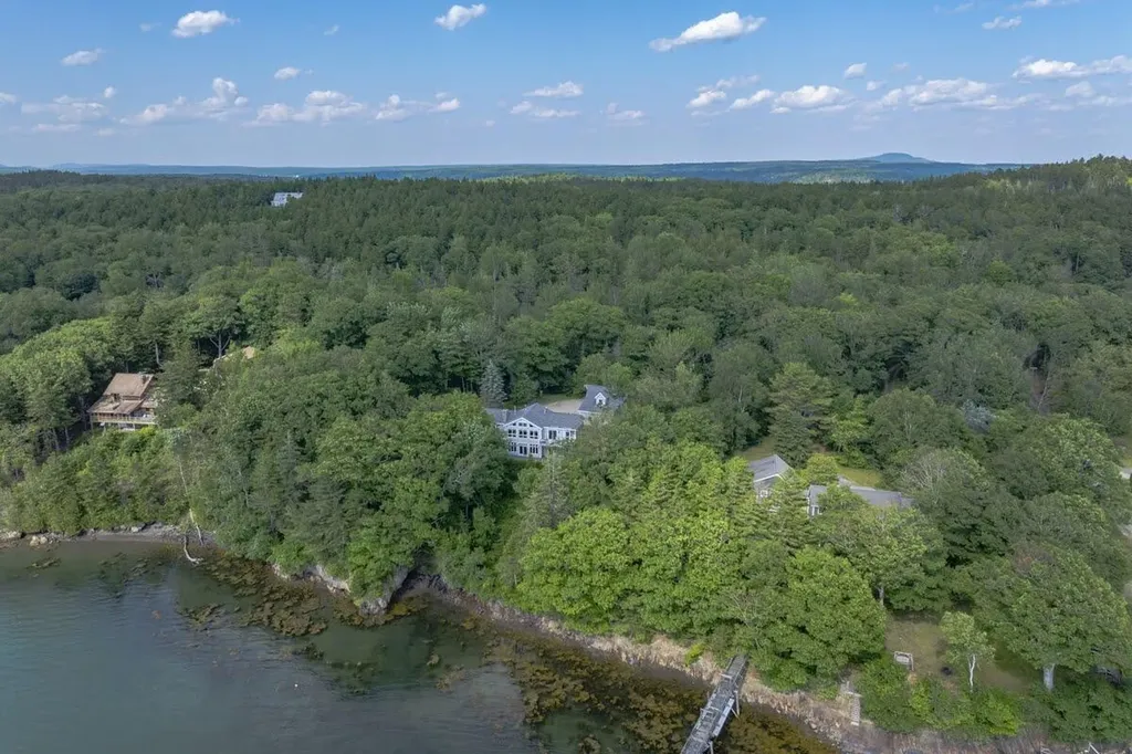 180 Ferry Road Brooksville ME 04617