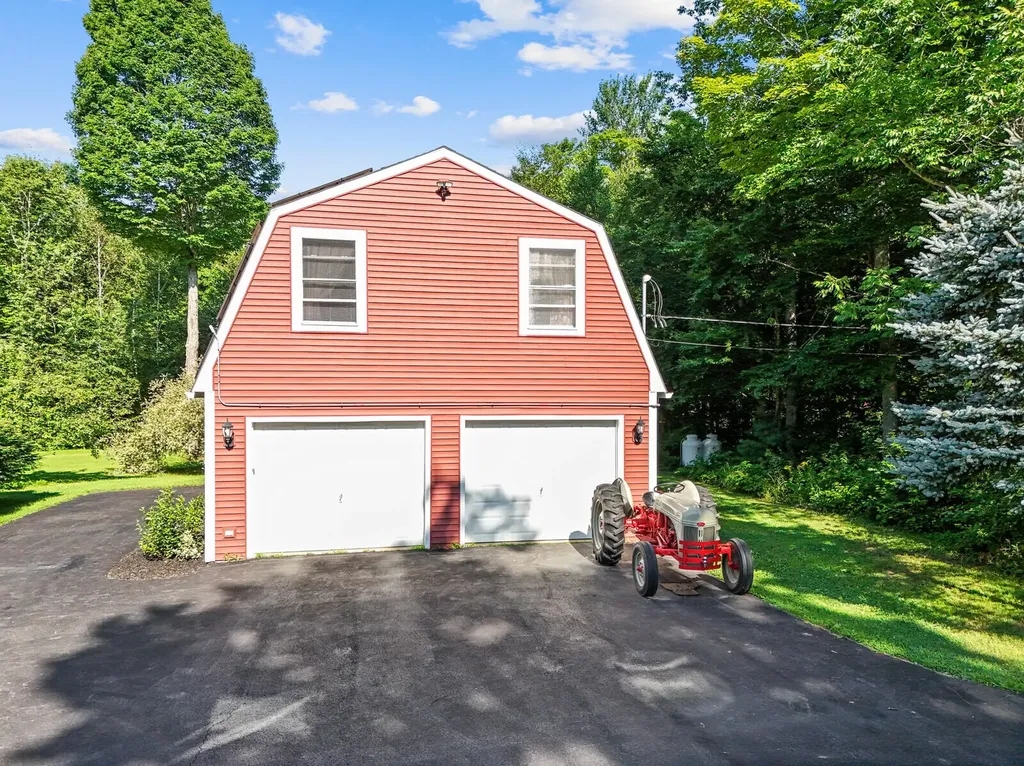 90 Davies Lane Readfield ME 04355