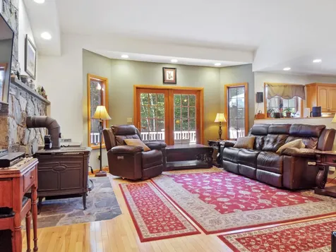 90 Davies Lane Readfield ME 04355