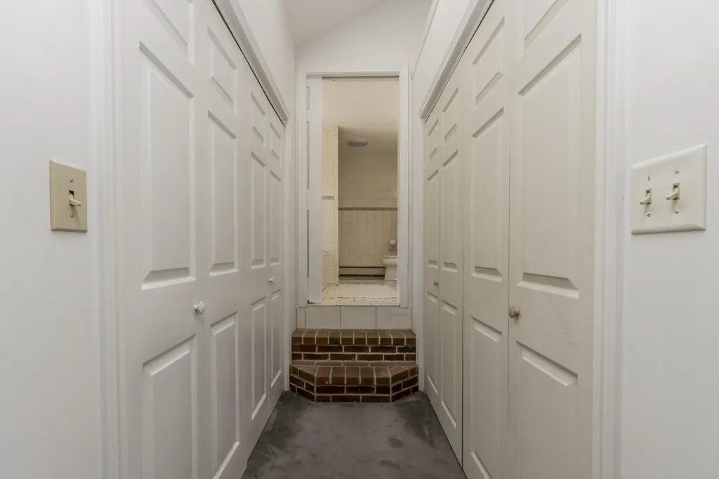 33 Rabbit Road Durham ME 04222