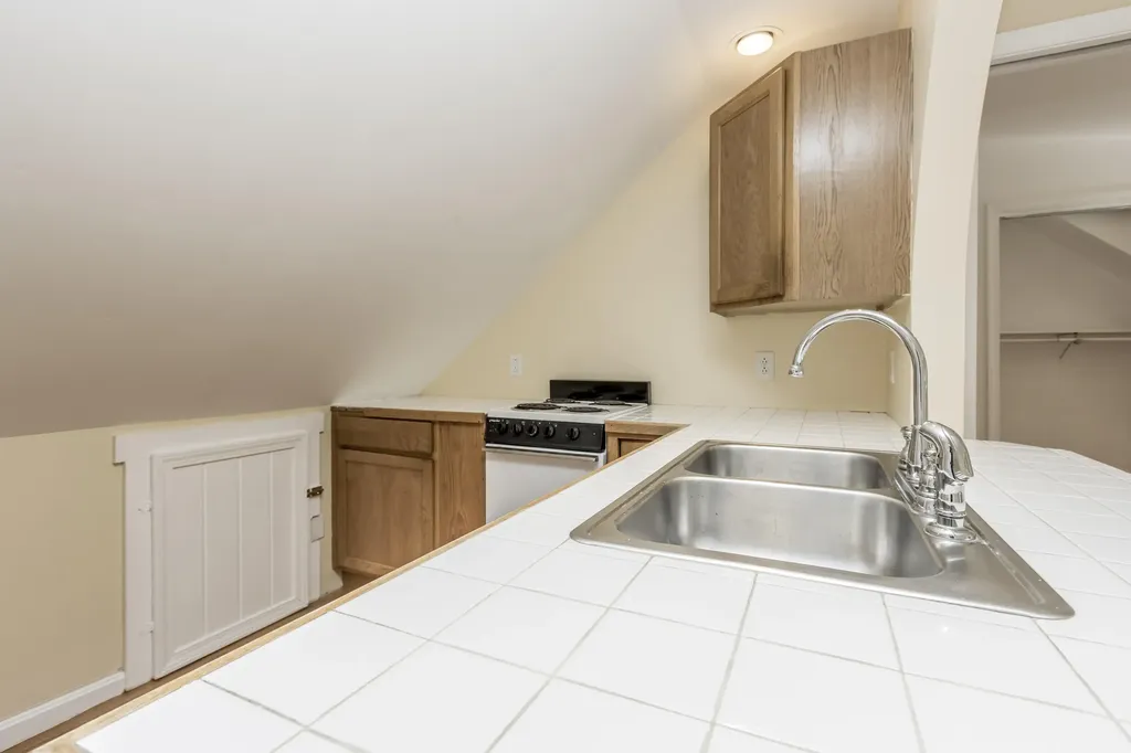 33 Rabbit Road Durham ME 04222