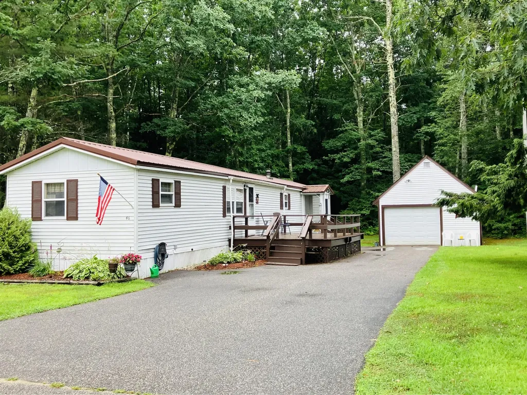 46 Leisure Drive Alfred ME 04002