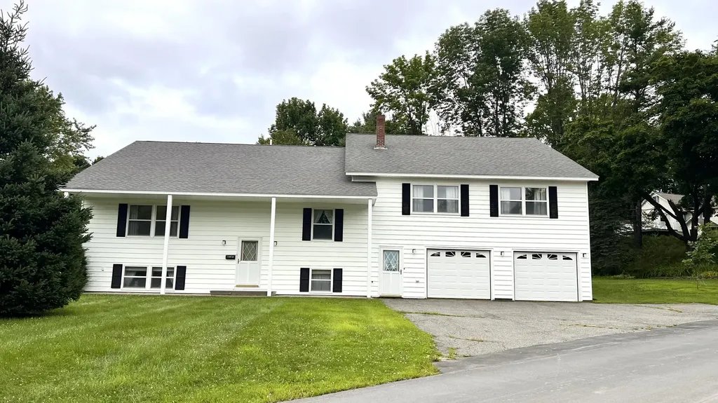 9 Gould Avenue Dexter ME 04930