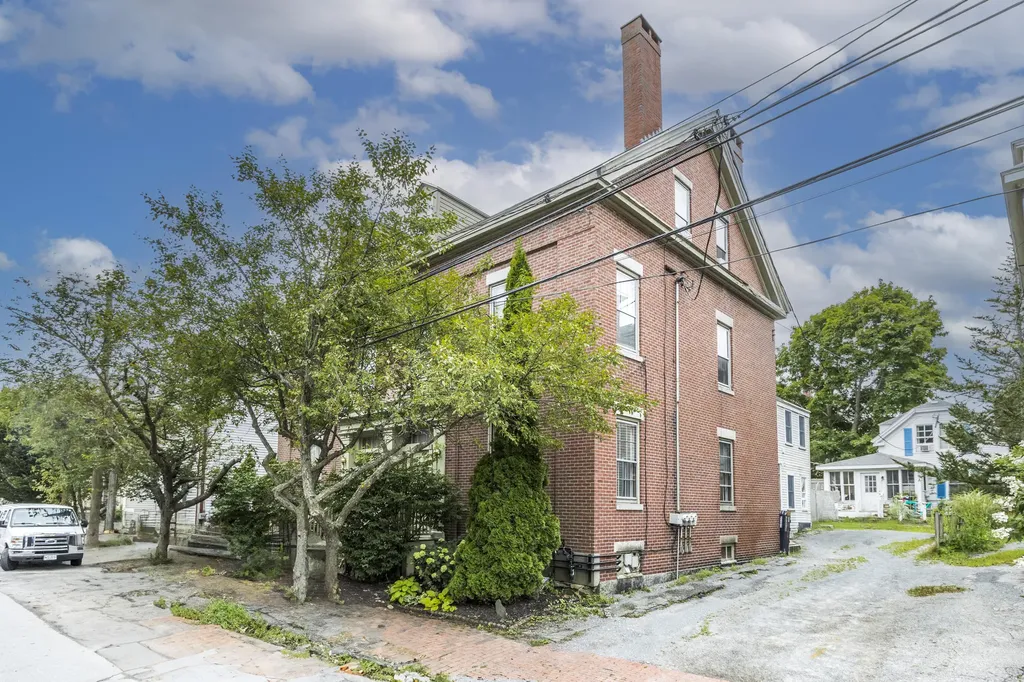 88 Winter Street Portland ME 04102
