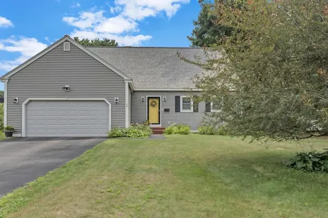 12 Harrison Circle Auburn ME 04210