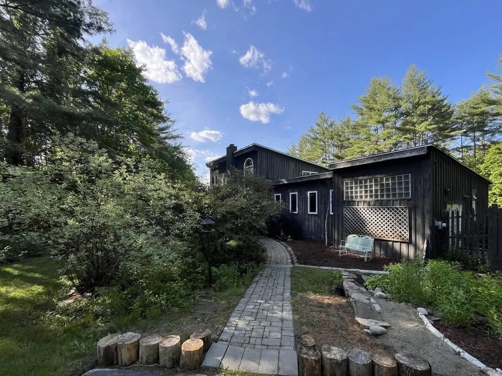 51 E Sandy River Road Mercer ME 04957