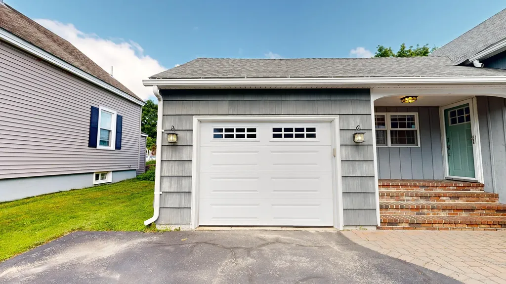 20 Shank Street Lewiston ME 04240