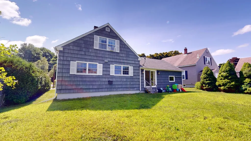 20 Shank Street Lewiston ME 04240