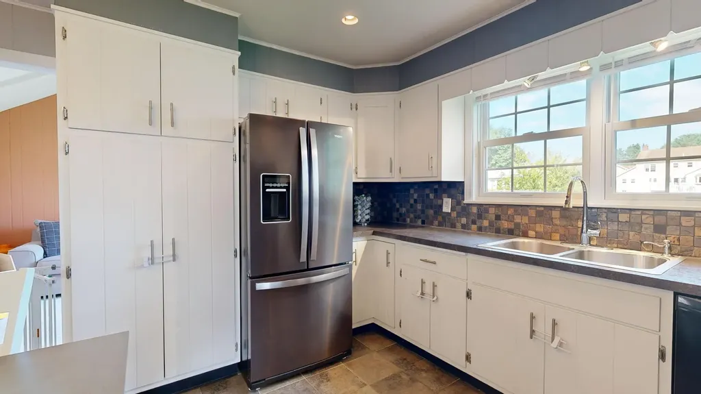 20 Shank Street Lewiston ME 04240