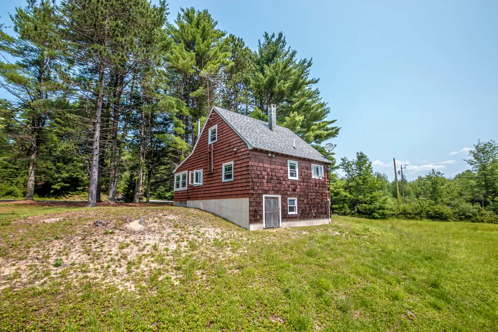 270 Hampshire Road Brownfield ME 04010