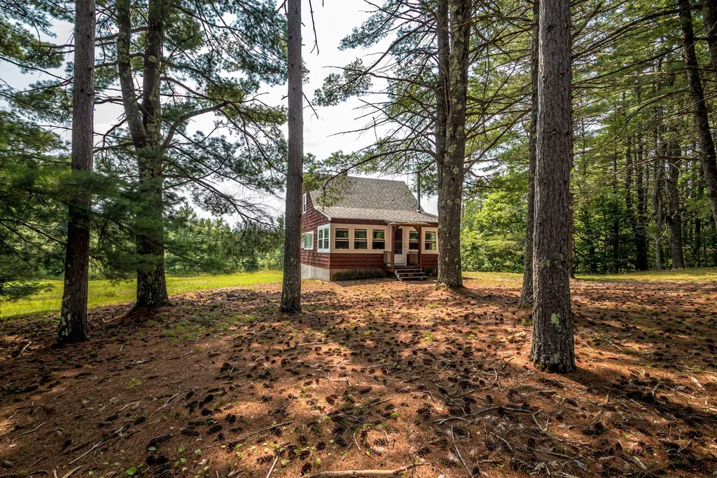 270 Hampshire Road Brownfield ME 04010