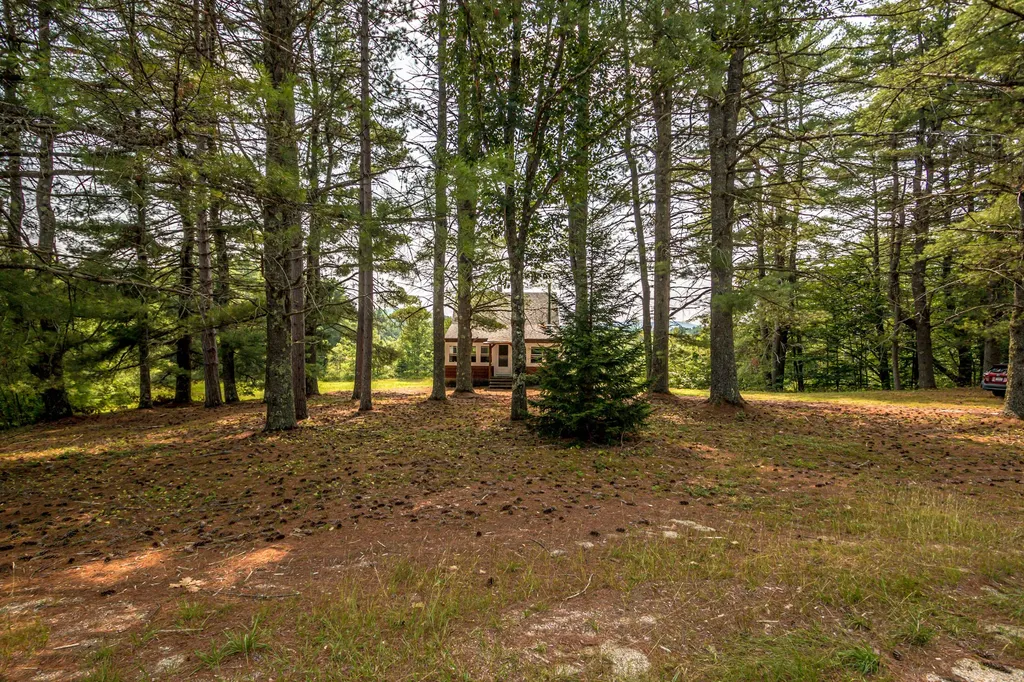 270 Hampshire Road Brownfield ME 04010