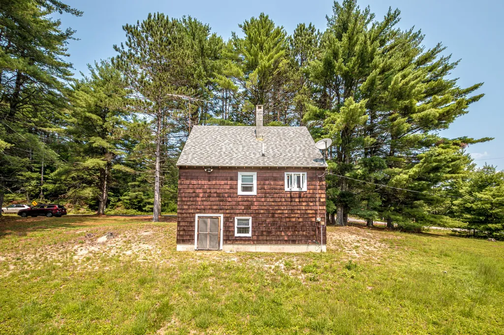 270 Hampshire Road Brownfield ME 04010