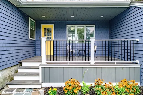 5 Woodward Lane Falmouth ME 04105