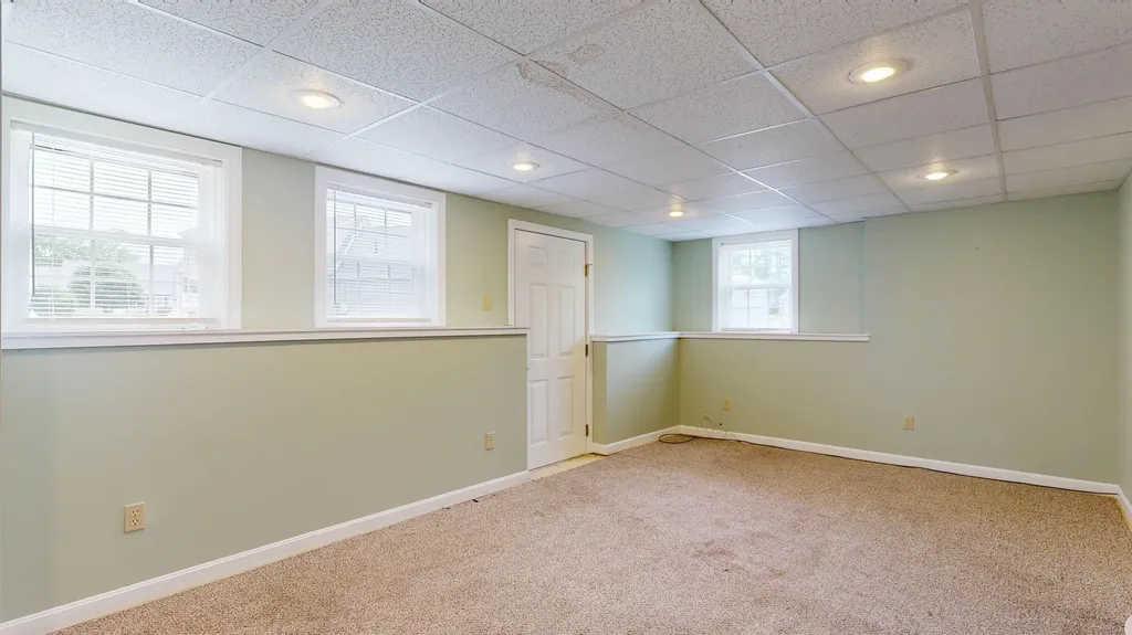 14 Amethyst Circle Auburn ME 04210