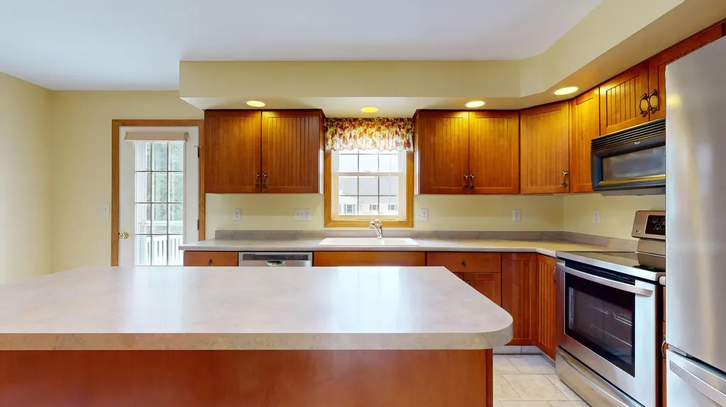 14 Amethyst Circle Auburn ME 04210