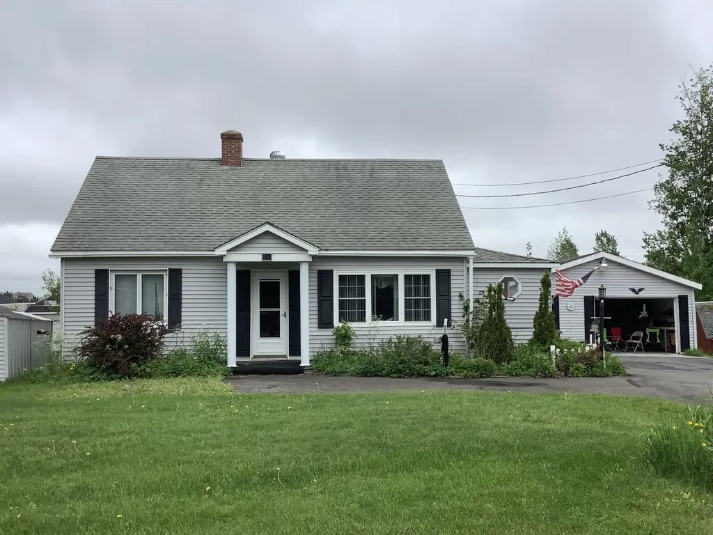 46 Wellington Avenue Caribou ME 04736