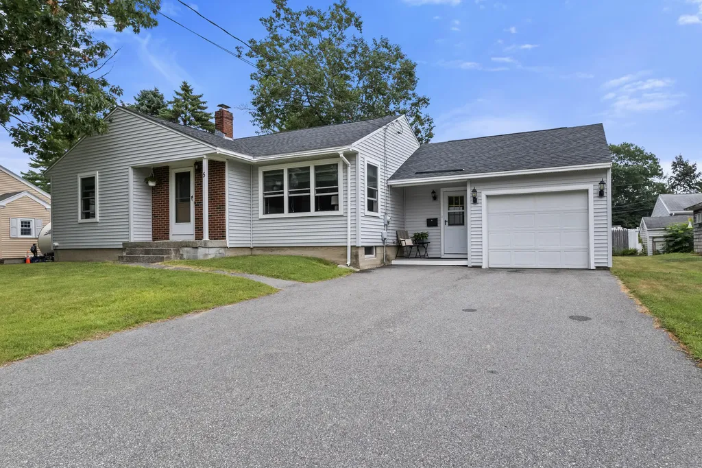 5 Franklin Street Saco ME 04072