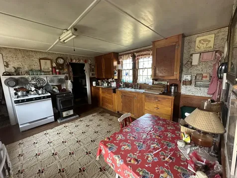 3 South Road Matinicus Isle Plt ME 04851