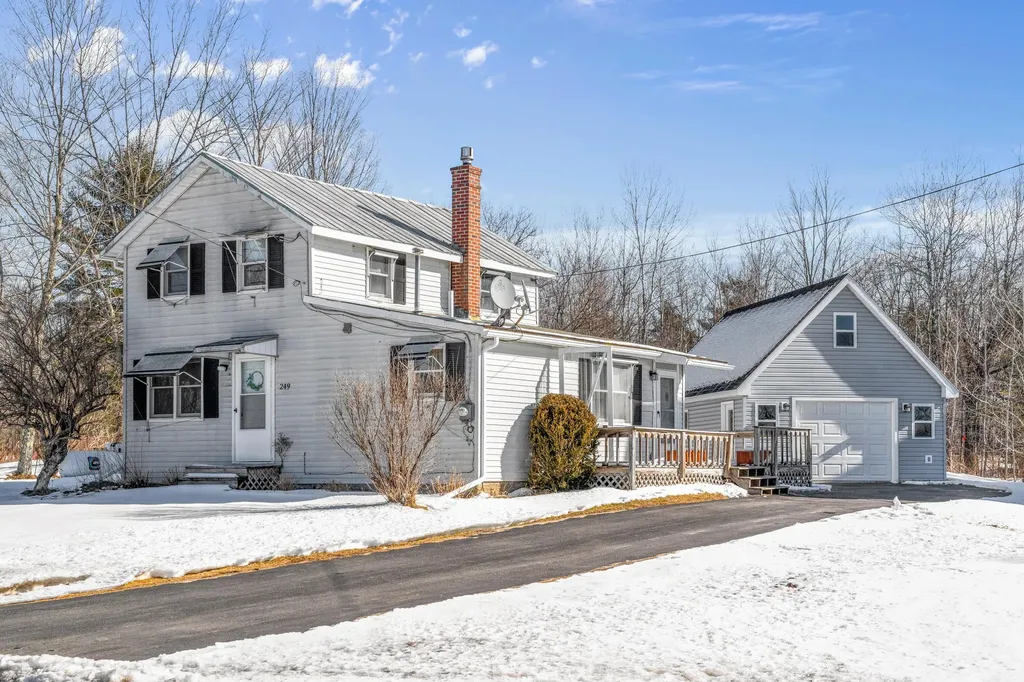 249 Cushnoc Road Vassalboro ME 04989
