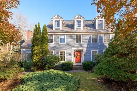 21 Beech Tree Lane Yarmouth ME 04096