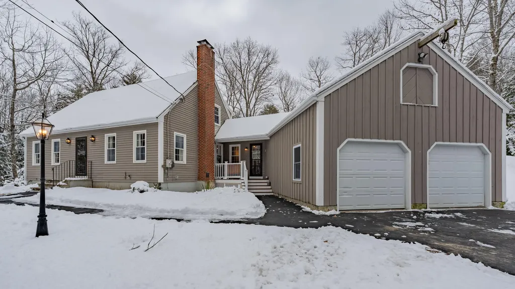 63 Pine Country Drive Buxton ME 04093