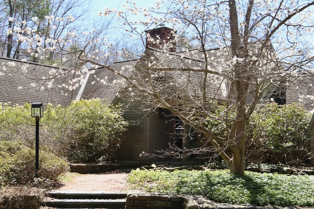 13 Annies Way Kennebunk ME 04043