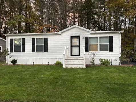 12 Larry Drive Lisbon ME 04250