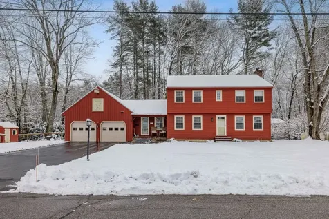 7 Gendron Lane Kennebunk ME 04043